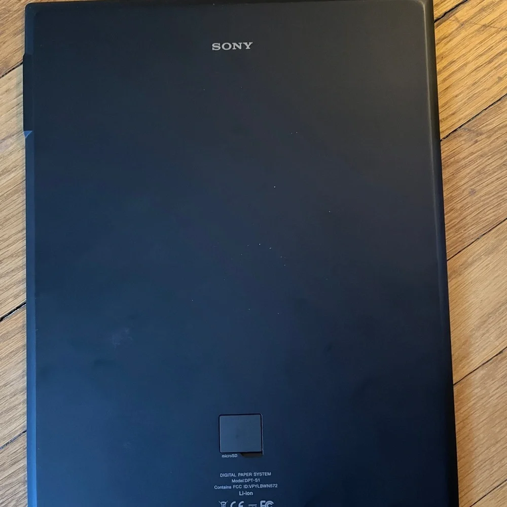 Sony Model DPT-S1 Digital Paper System Tablet 13.3 (No Stylus)